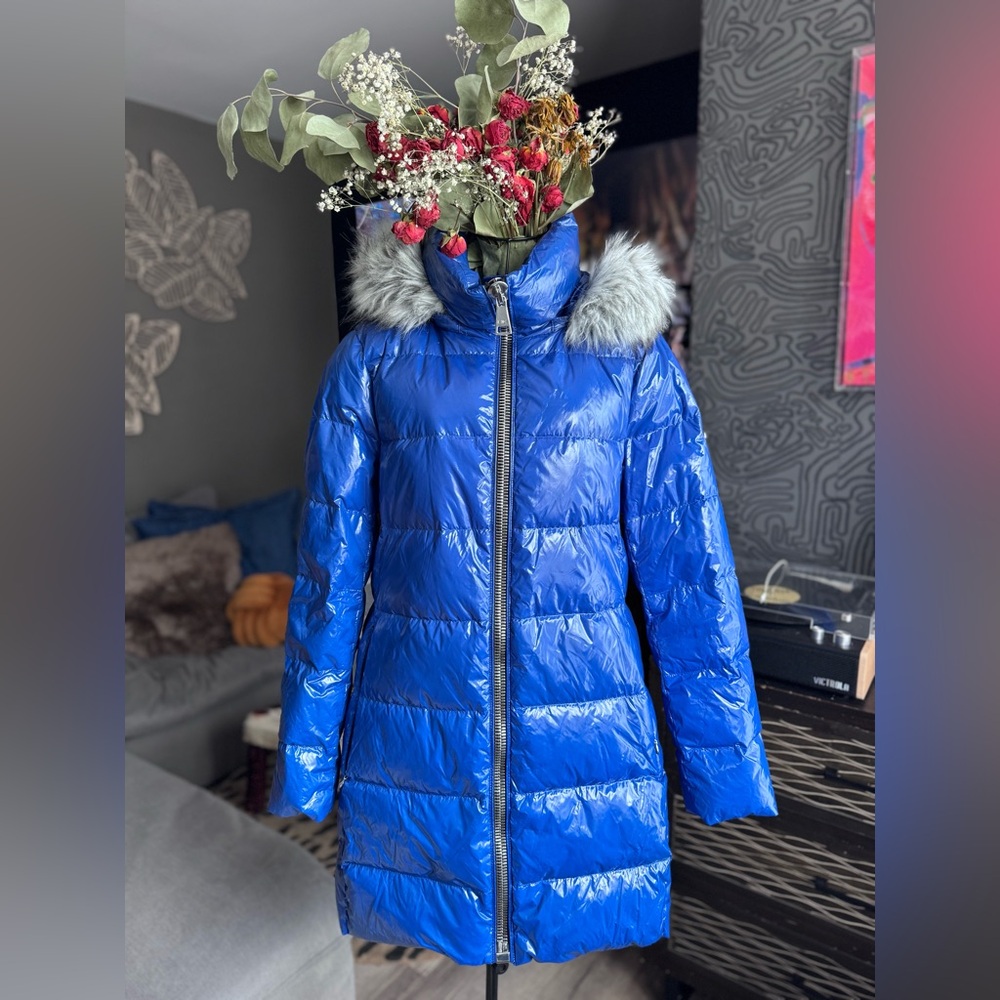 Blue Donna Karen Puffer coat Size M